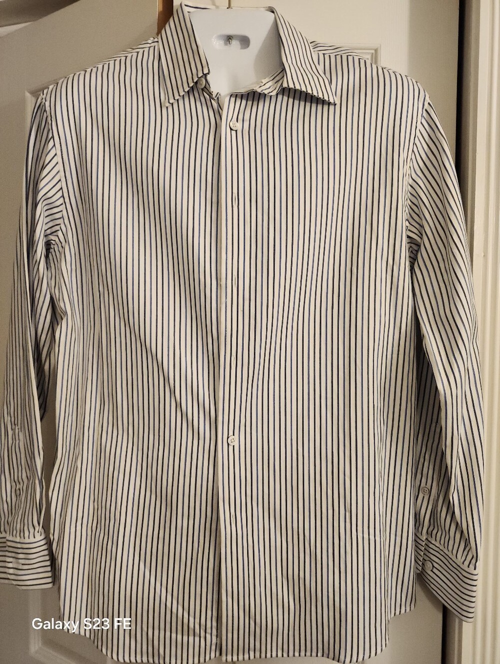 New Men's Claiborne Pinstripes - Classic Button-Down M
